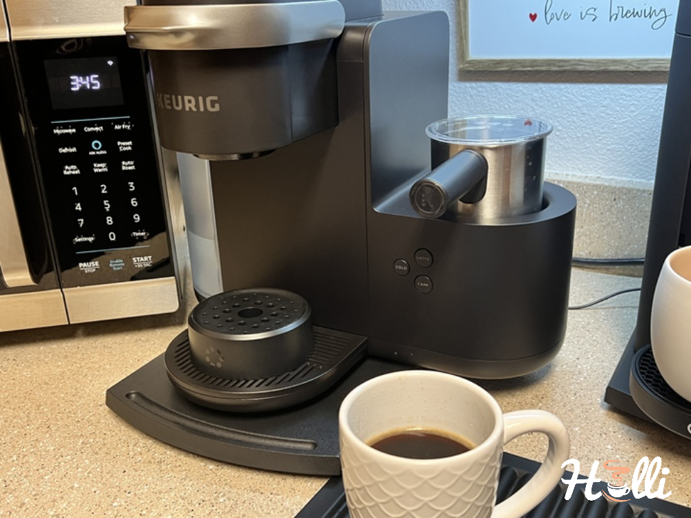 Keurig Coffee using Reusable K-Cup